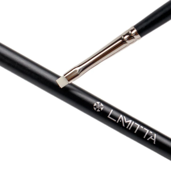 pinceau rehaussement de cils lamitta